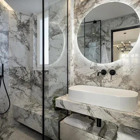 Riviera Hotel 5*