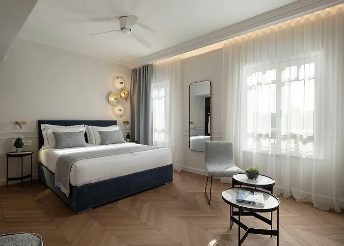 Готель Riviera