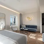 Riviera 5*