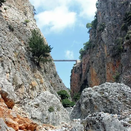 Riviera מלון 5*